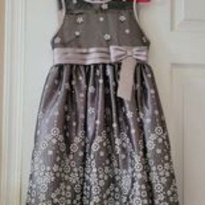 Girls Silver/Grey Dress Sz 7